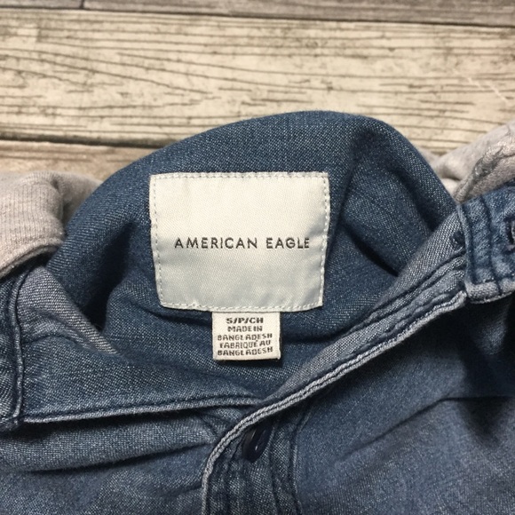 American Eagle Denim Shirt Hoodie Men’s S Blue Button Up Detachable Hood - Picture 6 of 9